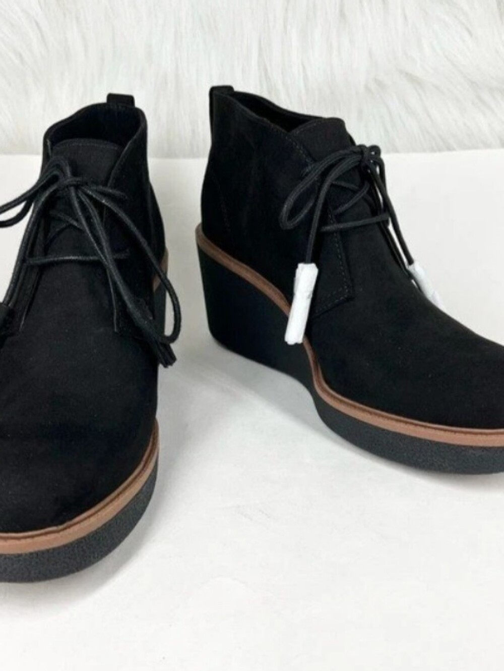 Dr. Scholl's Black Suede Lace-Up Wedge Ankle Boots. Size 7 M. New!!! - Picture 2 of 5